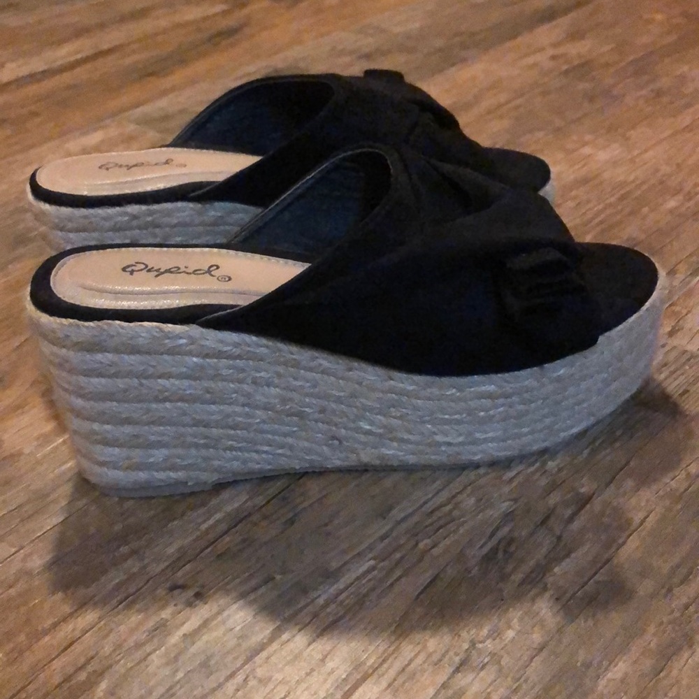 Black platform wedges